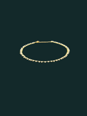 DIPHDA Mini Marie Bracelet with delicate pearls on a dainty gold chain – handmade layering bracelet for all genders.