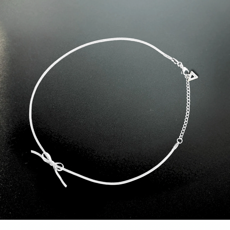 Bébé Bow Necklace