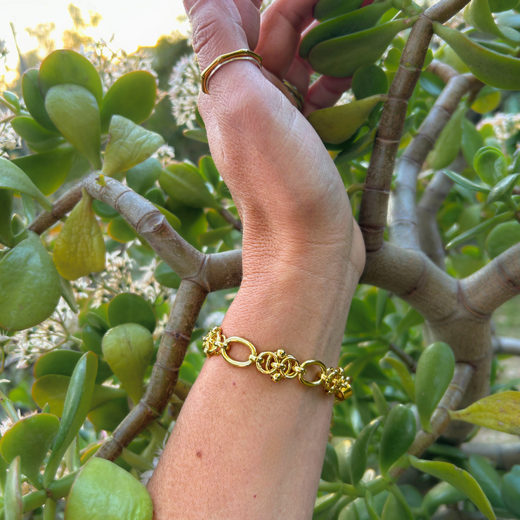 Eclipse Bracelet in Gold
